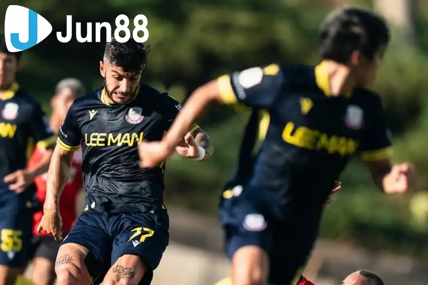Lee Man Warriors được đánh giá cao hơn trong trận đấu này. Ảnh: CLB